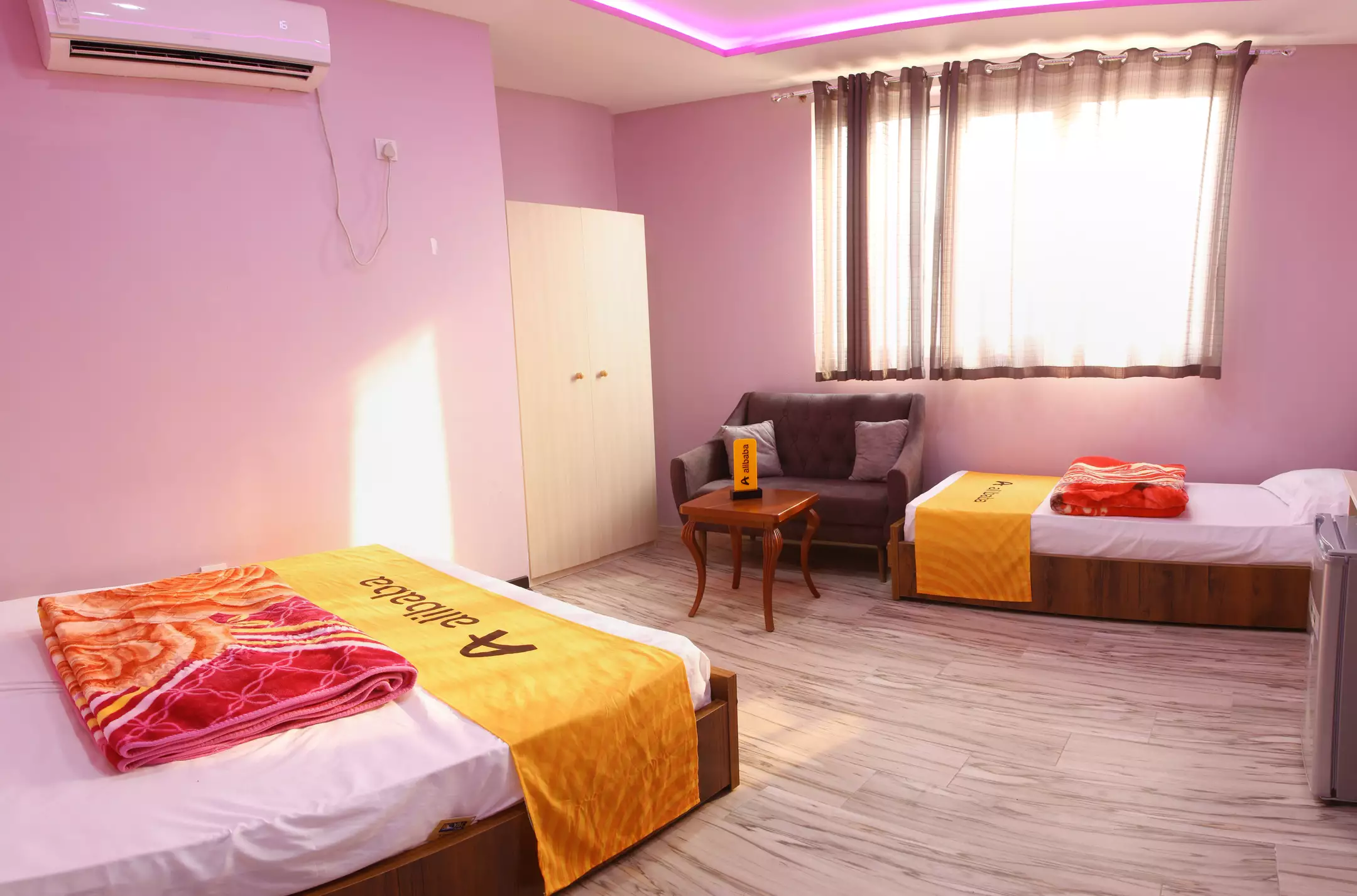 Alibaba https://cdn.alibaba.ir/ostorage/hotel-accommodation-images/6965ff496b43e2b9afa3bd13_سه تخته (1).webp